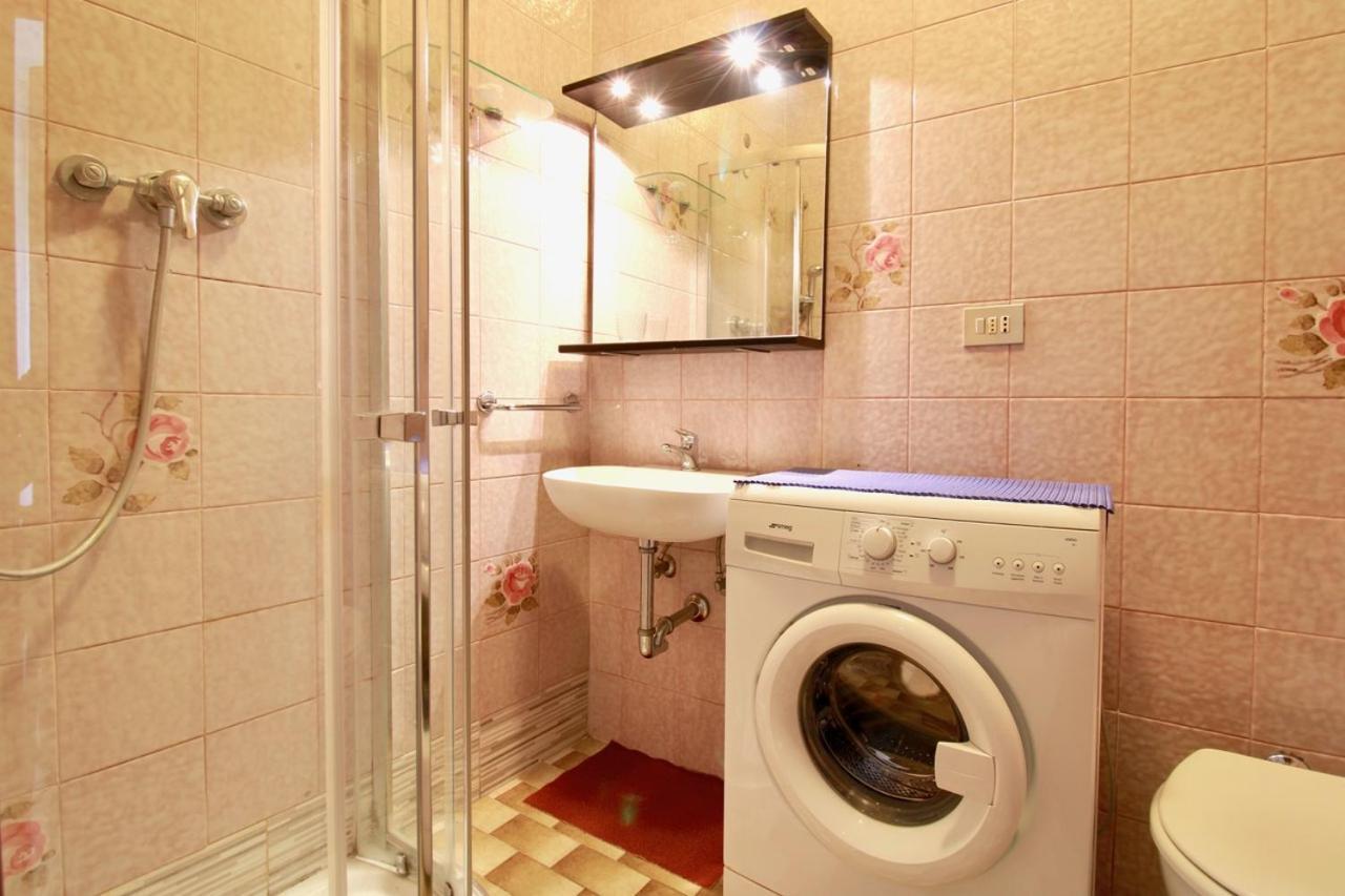 Adele Apartment *